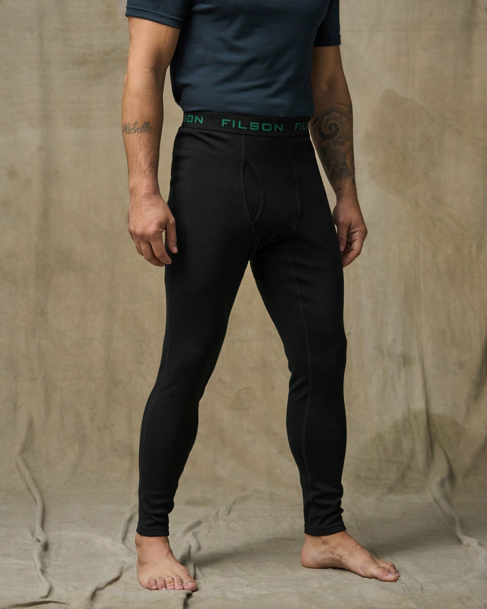 Filson Men 400g Merino Wool Bottoms - Black